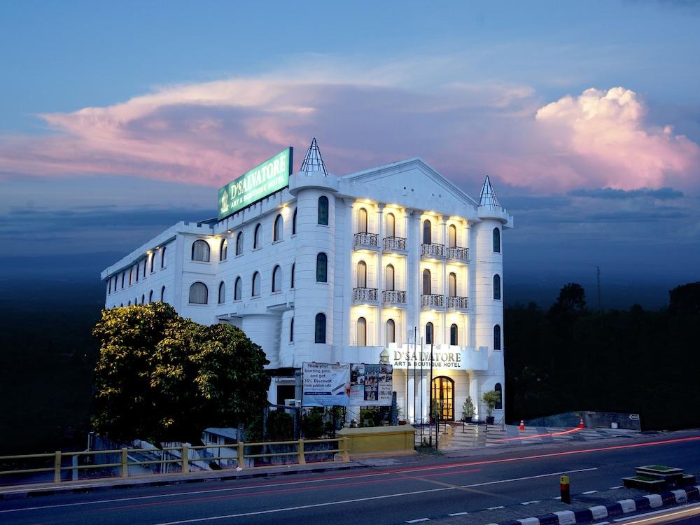 D'Salvatore Boutique Hotel Yogyakarta Maguwo Ngoại thất bức ảnh