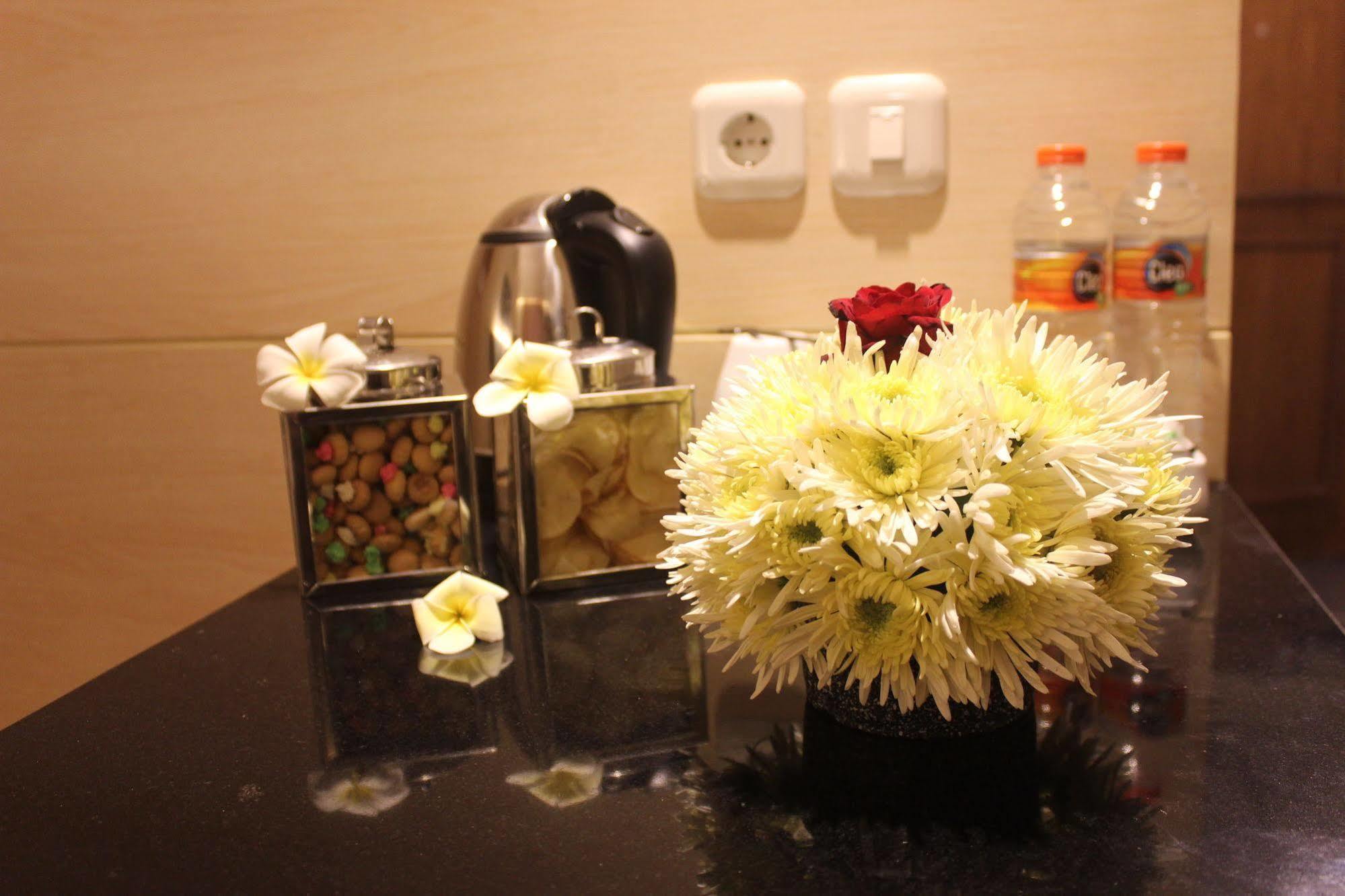 D'Salvatore Boutique Hotel Yogyakarta Maguwo Ngoại thất bức ảnh
