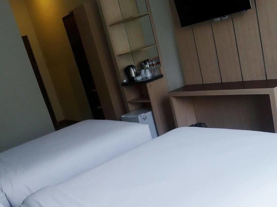 D'Salvatore Boutique Hotel Yogyakarta Maguwo Ngoại thất bức ảnh